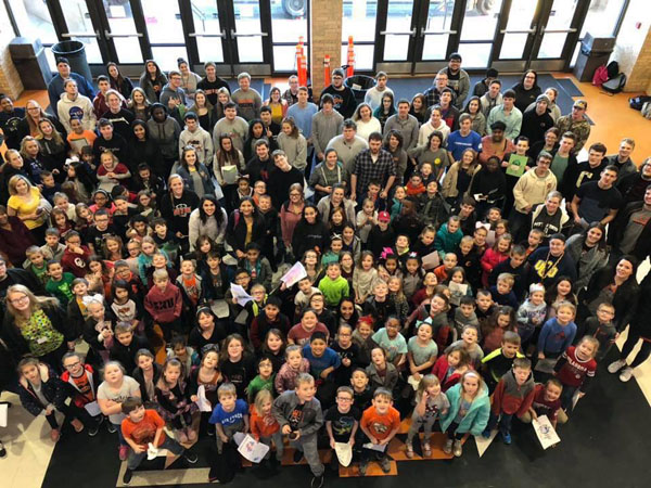 CHS seniors and first grade penpals