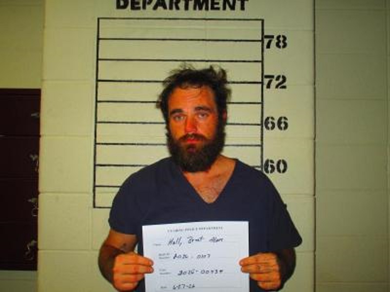 Drumright man accused of burglary & assault in Cushing